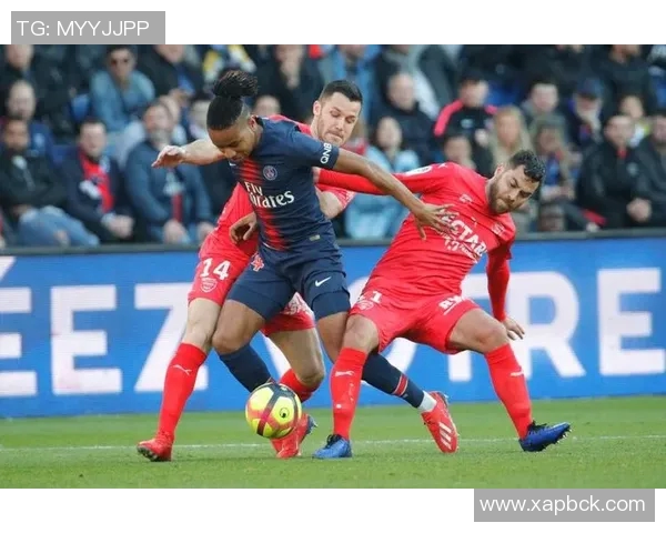 朗斯主场迎战尼姆能否延续连胜势头争夺积分榜优势